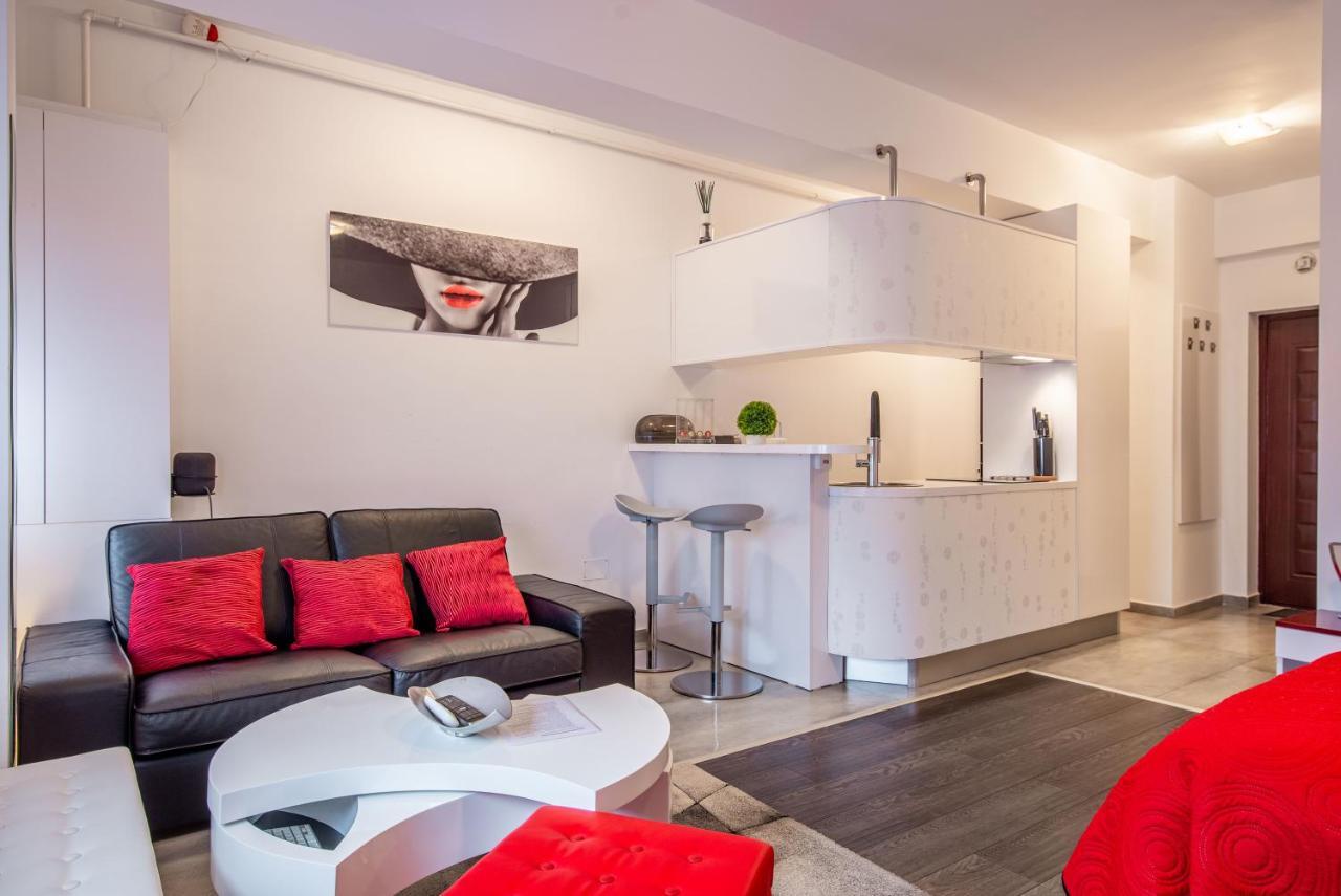 Studio Residence Militari M6 Rosu Exterior photo